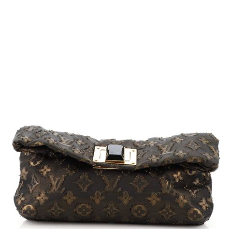 louis vuitton lurex monogram altair clutch clasp issues|Louis Vuitton Altair Clutch Limited Edition Monogram Lurex .